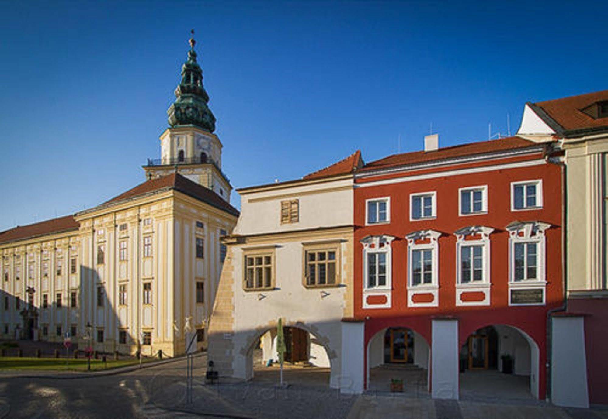 Hotel Purkmistr Кромержиж Екстер'єр фото